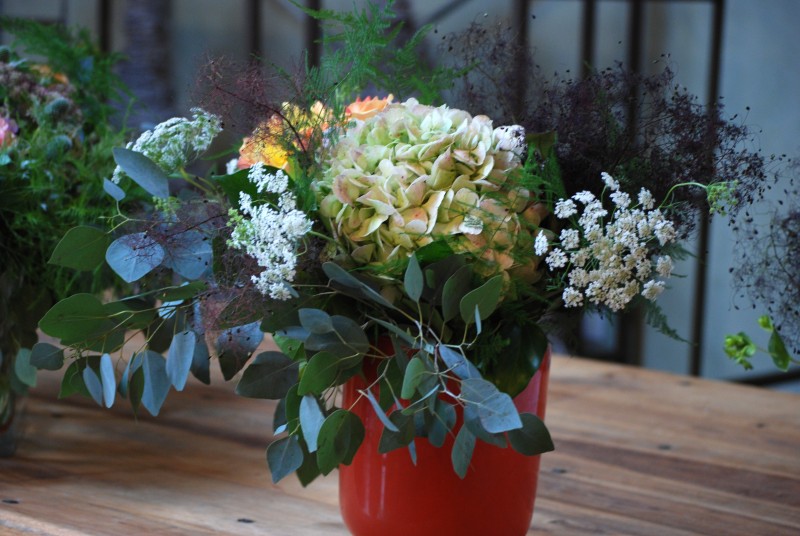 Cebolla Fine Flowers, Dallas Florist, European Handties, Dallas Gifts, Unique Gifts, Floral Trends, Greenery Based Floral Arrangements